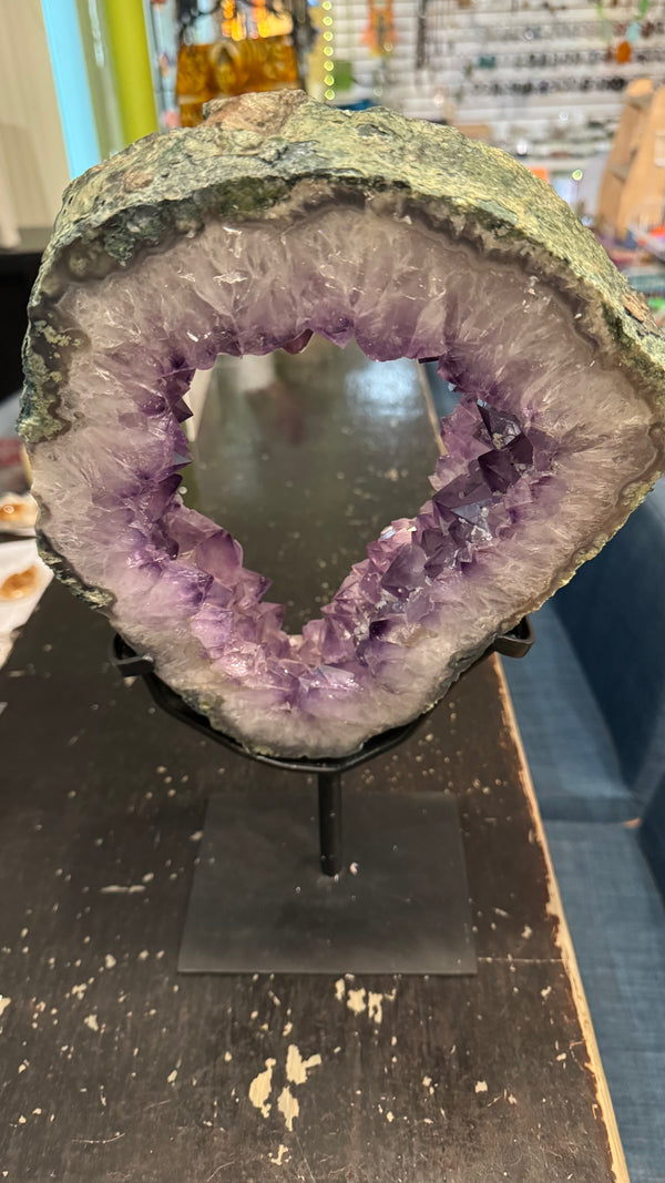 Amethyst Portal Large