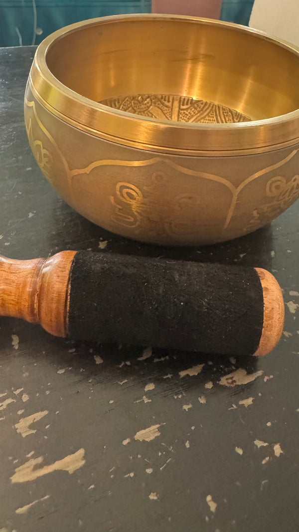 Buddha Singing Bowl - Tibetan Sound Healing Bowl for Meditation and Mindfulness