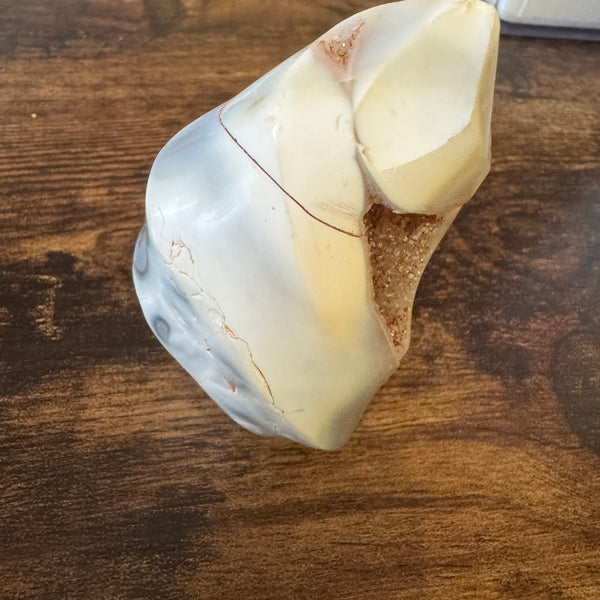 Druzy Agate Crystal Carving