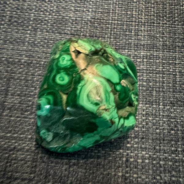 Malachite Palm Stone 2.1 oz
