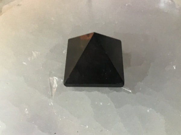 Shungite pyrimad no symbol❤️