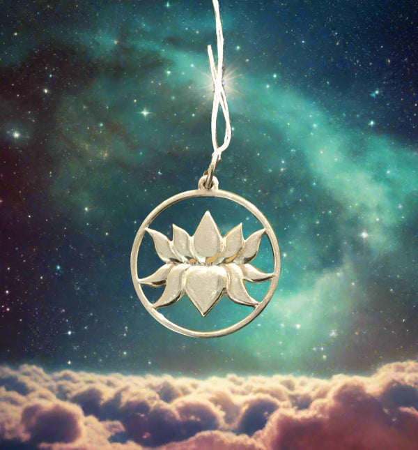 Lotus charm